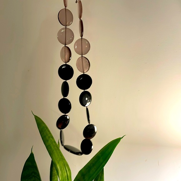 NECKLACE - Picture 1 of 5